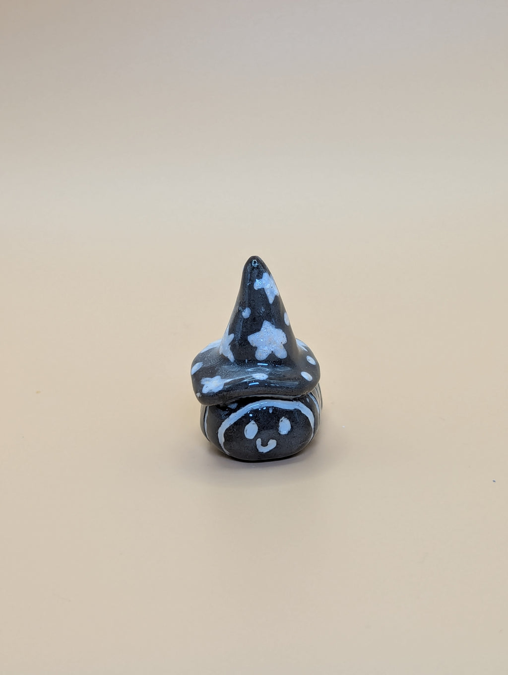 Woodlouse Witches Hat Wiglett Ornament